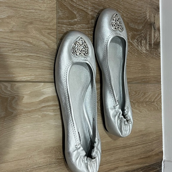 Brighton Silver Flats with Heart Accent - Picture 4 of 8